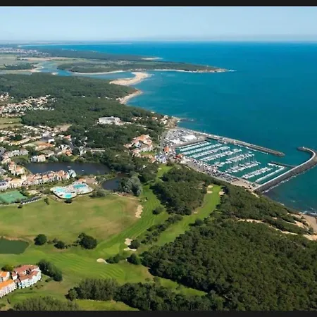 Avec Vue Mer, Port Et Golf